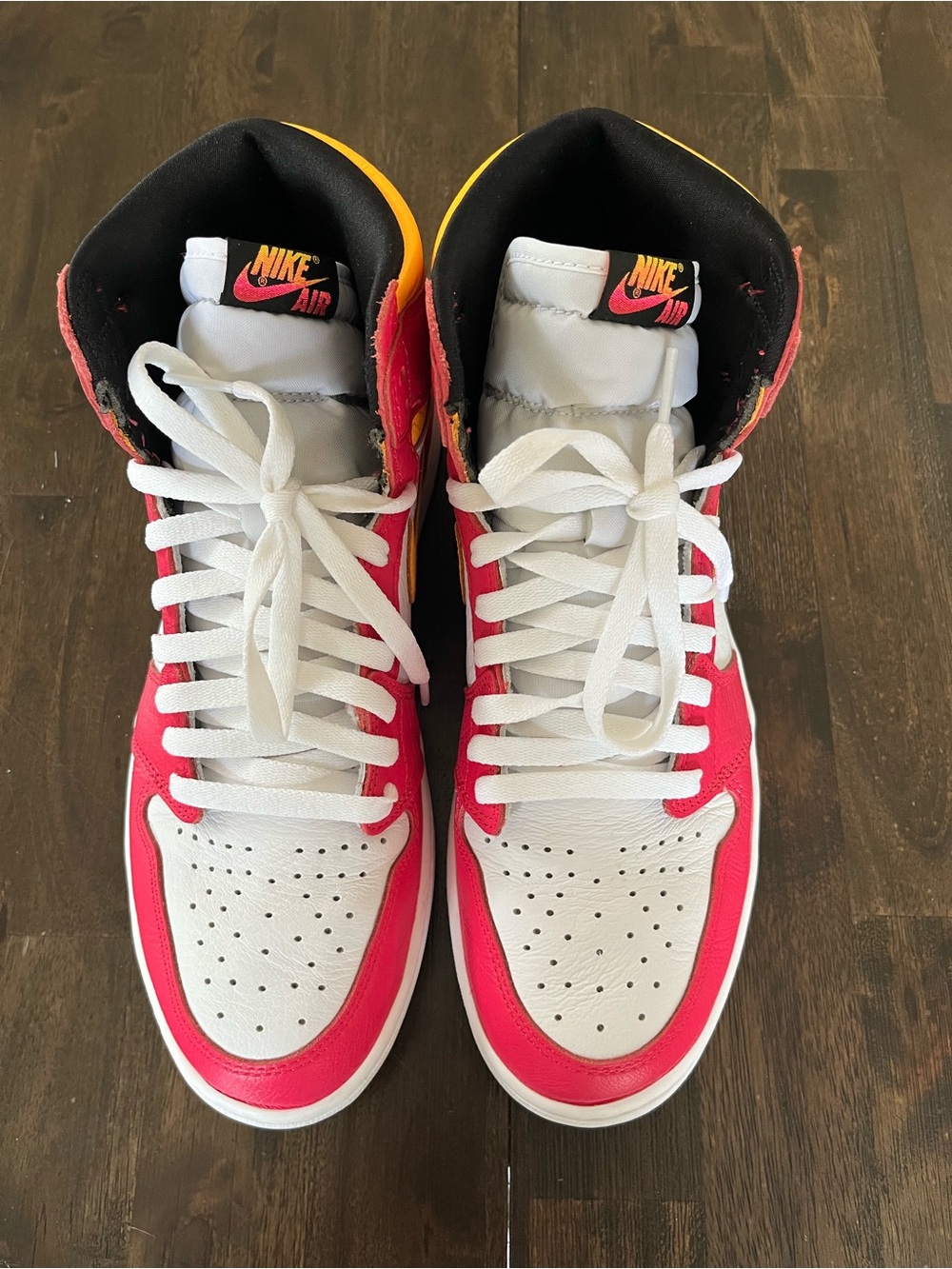 Jordan 1 High OG Fusion Red - Picture 3 of 7